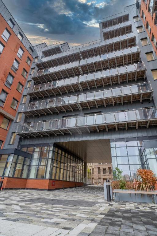 Adelphi Wharf Luxury Apartments Манчестер Экстерьер фото
