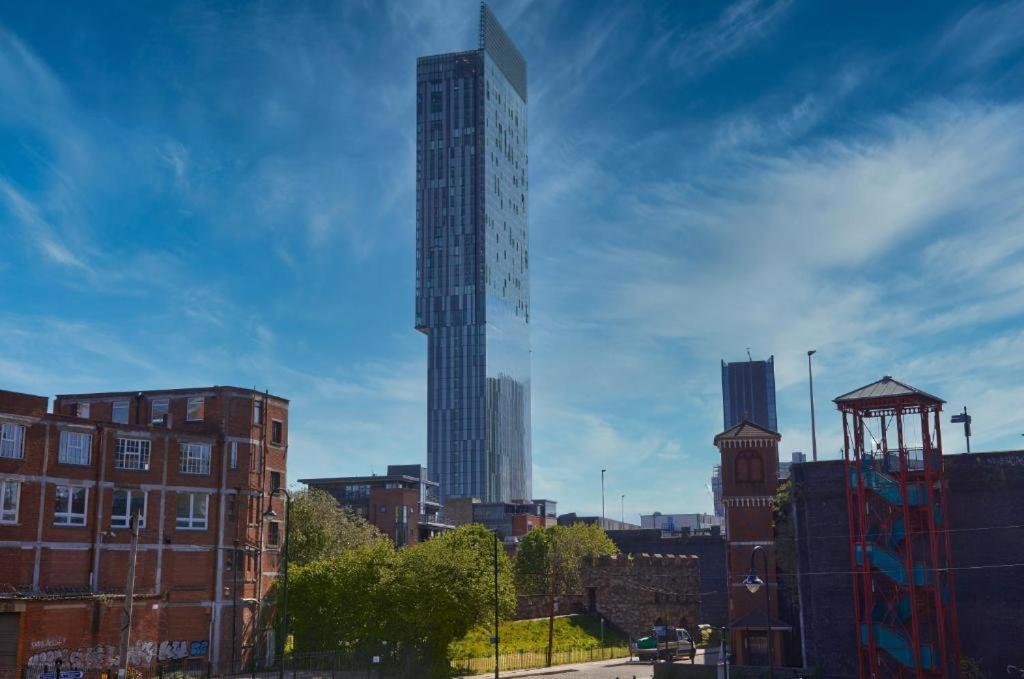Adelphi Wharf Luxury Apartments Манчестер Экстерьер фото
