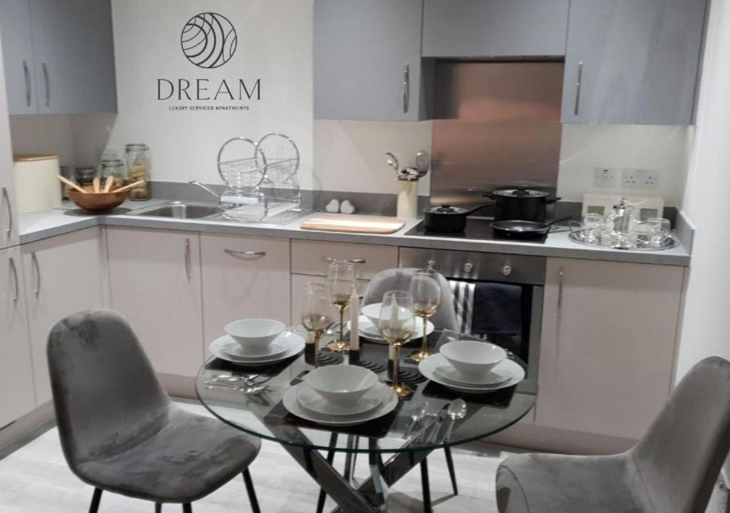 Adelphi Wharf Luxury Apartments Манчестер Экстерьер фото